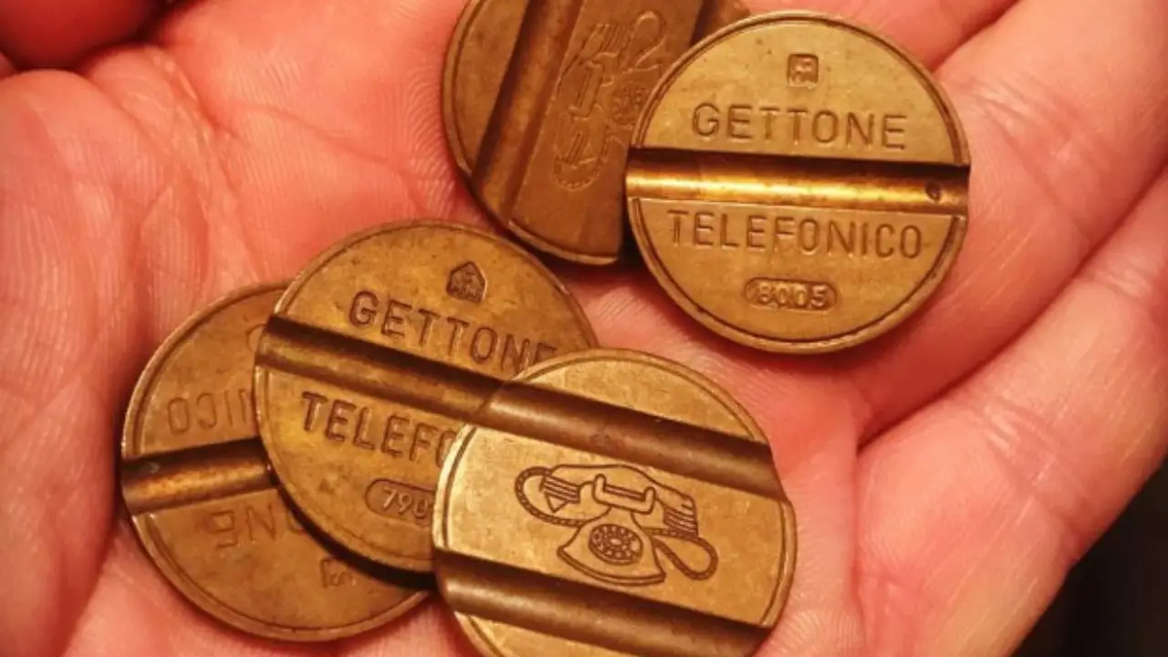 Gettoni telefonici anni '60 di valore: ecco le valutazioni dei collezionisti Gettoni telefonici anni '60 di valore: ecco le valutazioni dei collezionisti