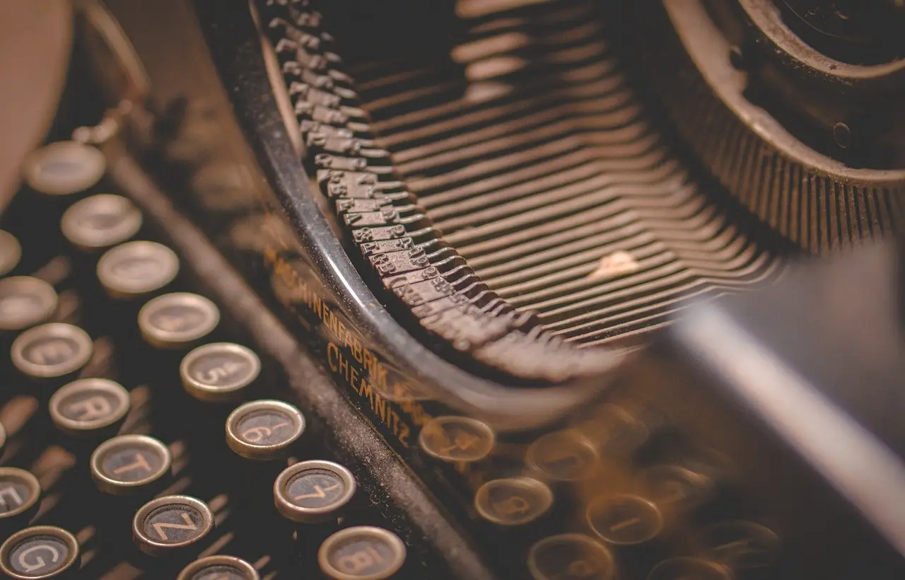 Scopri il trucco per vendere una vecchia macchina da scrivere al prezzo massimo secondo gli antiquari Scopri il trucco per vendere una vecchia macchina da scrivere al prezzo massimo secondo gli antiquari