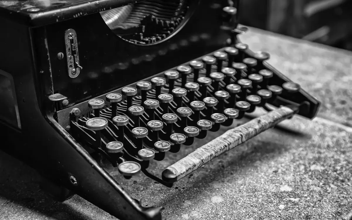 Scopri il trucco per vendere una vecchia macchina da scrivere al prezzo massimo secondo gli antiquari Scopri il trucco per vendere una vecchia macchina da scrivere al prezzo massimo secondo gli antiquari