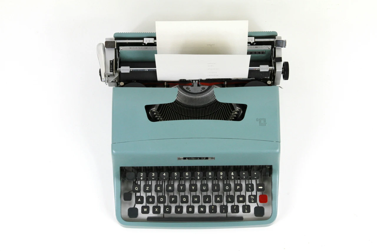 Hai trovato una vecchia macchina da scrivere Olivetti? Attenzione, può valere più di 1.000 euro oggi Hai trovato una vecchia macchina da scrivere Olivetti? Attenzione, può valere più di 1.000 euro oggi
