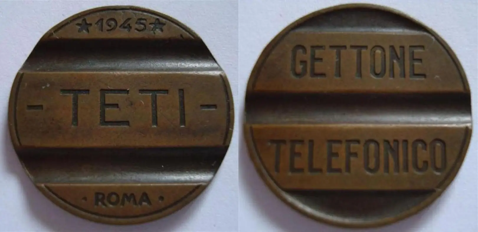 Gettoni telefonici con la scritta “UT”: ecco quanto puoi incassare ora dai collezionisti Gettoni telefonici con la scritta “UT”: ecco quanto puoi incassare ora dai collezionisti